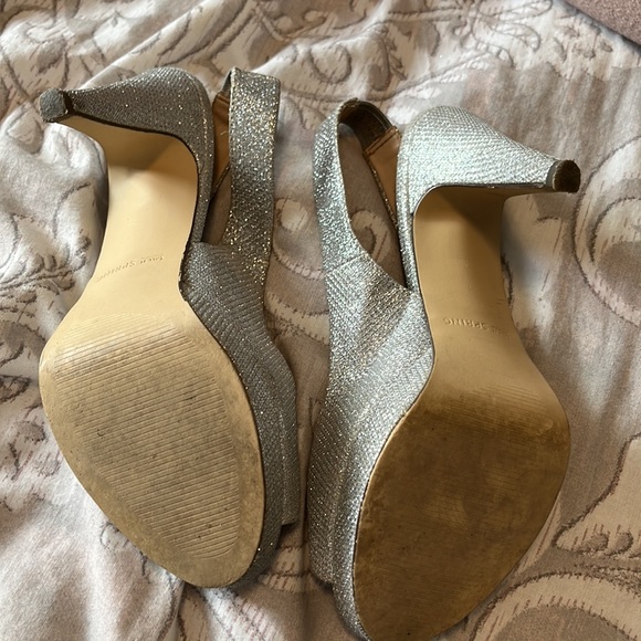 Springs silver heels! Only worn twice - Picture 3 of 4